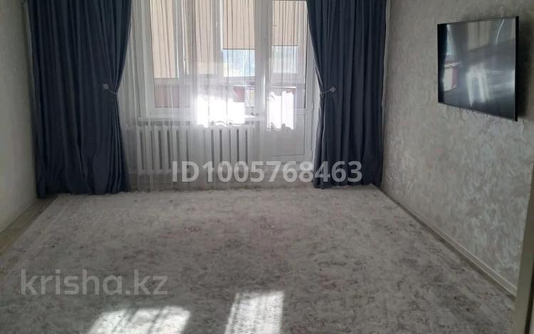 3-бөлмелі пәтер · 65 м² · 3/12 қабат, Абая 208/1 — проспект Абая, бағасы: 21.5 млн ₸ в Уральске — фото 2