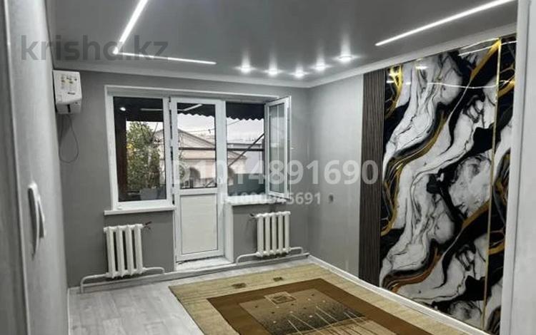 1-комнатная квартира · 30 м² · 5/5 этаж, мкр Акбулак 24 за 90 000 ₸ в Таразе — фото 9