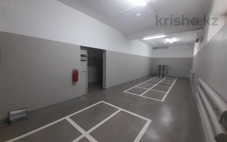 Еркін, кеңселер · 1500 м², бағасы: 1 млн ₸ в Караганде, Казыбек би р-н — фото 9