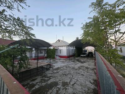 Отдельный дом · 7 комнат · 270 м² · 1000 сот., С. Абдреймов 28 — 125 мектеп жақ за 32 млн ₸ в Жанакоргане