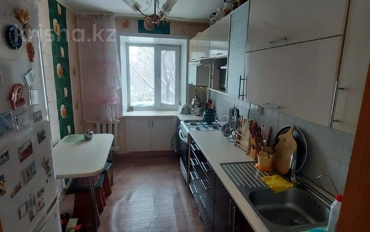 3-комнатная квартира, 60 м², 3/5 этаж, Кочубея 1 за 19 млн 〒 в Костанае — фото 2