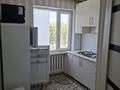 2-бөлмелі пәтер · 48 м² · 2/5 қабат, Абай 11, бағасы: 9 млн ₸ в Кентау — фото 2