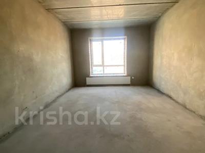 2-бөлмелі пәтер · 81.5 м² · 3/10 қабат, мкр. Алтын орда, Алии Молдагуловой, бағасы: 39 млн ₸ в Актобе