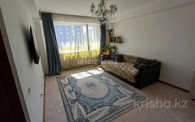 2-бөлмелі пәтер · 65 м² · 2/9 қабат, Аль-Фараби 2/2, бағасы: 26 млн ₸ в Усть-Каменогорске — фото 2