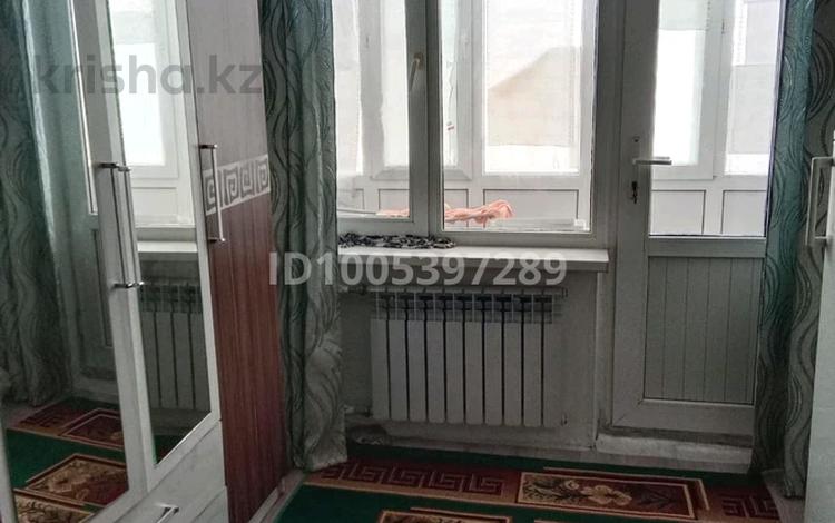 1-бөлмелі пәтер · 30 м² · 5/5 қабат, Мкр Привокзальный-5 28 — Супермаркет Идеал, Арбат, бағасы: 9 млн ₸ в Атырау, мкр Привокзальный-5 — фото 2