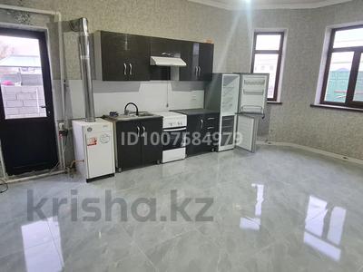 Жеке үй · 4 бөлме · 120 м² · 10 жүзд., Нуротау 172, бағасы: 150 000 ₸ в Туркестане