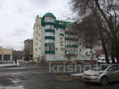 3-комнатная квартира, 140 м², 3/6 этаж, Сарайшык 79/2 за 52 млн 〒 в Уральске