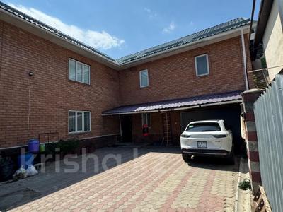 Отдельный дом · 4 комнаты · 230 м² · 4 сот., мкр Таусамалы 43 — Жадыра за 84 млн 〒 в Алматы, Наурызбайский р-н