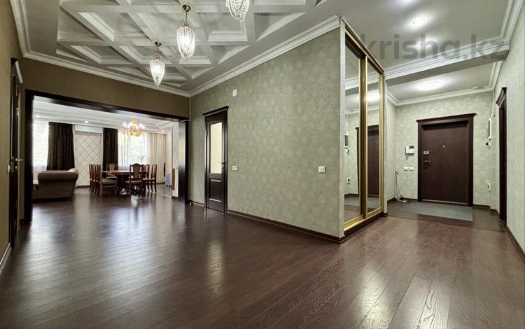 4-бөлмелі пәтер · 160 м² · 5/14 қабат, Зенкова 59, бағасы: 750 000 ₸ в Алматы, Медеуский р-н — фото 2