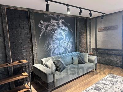 2-комнатная квартира · 52 м² · 6/10 этаж, Шакарима 14 — Центр за 20 000 ₸ в Семее