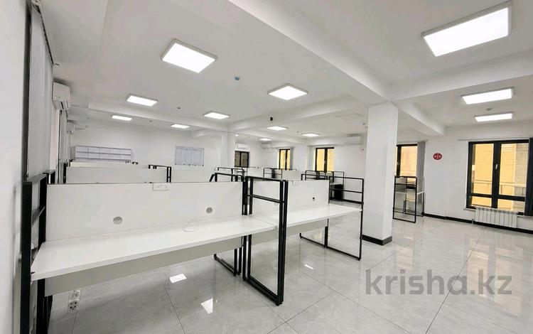 Свободное назначение, офисы, магазины и бутики, салоны красоты, фитнес и спорт, медцентры и аптеки, образование, развлечения, конференц-залы, кабинеты и рабочие места, студии · 200 м² за 1.5 млн ₸ в Алматы, Бостандыкский р-н — фото 2