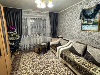 2-бөлмелі пәтер · 52 м² · 2/5 қабат, Камзина 14, бағасы: 10.5 млн ₸ в Аксу