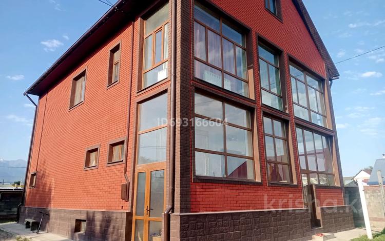 Отдельный дом · 6 комнат · 300 м² · 10 сот., Наурызбай батыра 1 — Кеңдала за 55 млн 〒 в Талгаре — фото 2