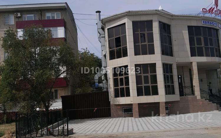 1-комнатная квартира · 31.3 м² · 1/5 этаж, Құбаш Медеубаев 11 — Рынок коктем за 11 млн ₸ в Атырау, мкр Авангард-2 — фото 2