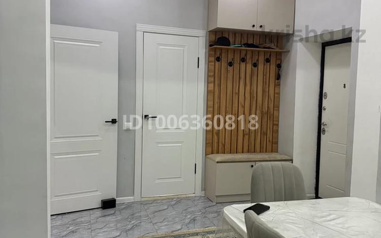 Отдельный дом · 4 комнаты · 120 м² · 6.5 сот., Яссауи 117 — Массив Қайнар за 33 млн 〒 в Таразе — фото 2