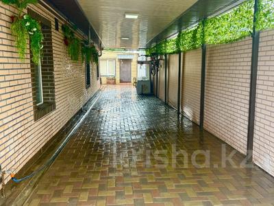 Отдельный дом · 3 комнаты · 69 м² · 8 сот., Николая Кассина за 75 млн ₸ в Алматы