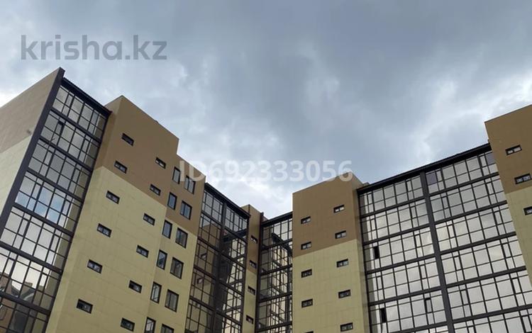 1-бөлмелі пәтер · 54.4 м² · 2/10 қабат, Ульяны Громовой 27/1 — ТД Турист, бағасы: 18 млн ₸ в Уральске — фото 2