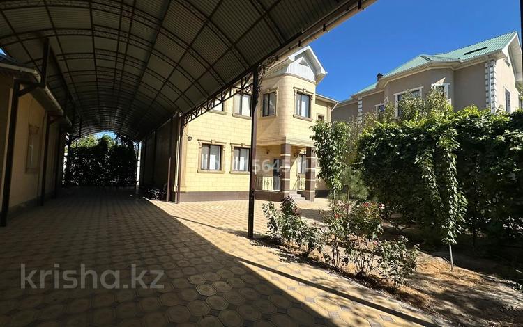 Дом · 5 комнат · 200 м², Асан-Тайманова 5 — СПМК 70 за 100 000 ₸ в  — фото 2