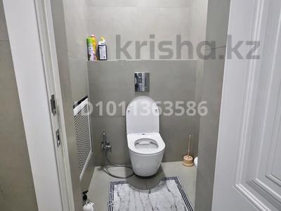Отдельный дом · 3 комнаты · 140 м² · 7 сот., Актюбрентген 14 134 — Сзади ресторана Юрты за 26.7 млн ₸ в Актобе, жилой массив Заречный-1