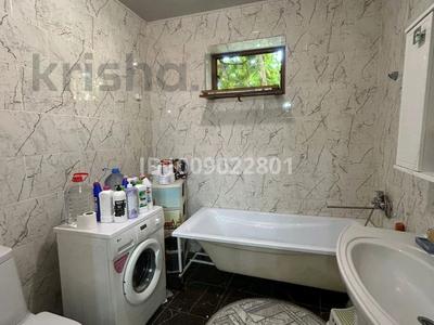 Отдельный дом · 4 комнаты · 200 м² · 8 сот., Желтоксан 221 — В районе ЖД вокзал за 40 млн 〒 в Таразе