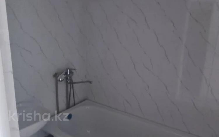 2-комнатная квартира · 70 м² · 10/17 этаж, мкр Таугуль, Жандосова за 46 млн ₸ в Алматы, Ауэзовский р-н — фото 4