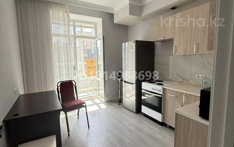 2-комнатная квартира · 58 м² · 10/12 этаж, Улы Дала 31, 31/1, 33, 33/1 за 300 000 ₸ в Астане, Нура р-н — фото 2