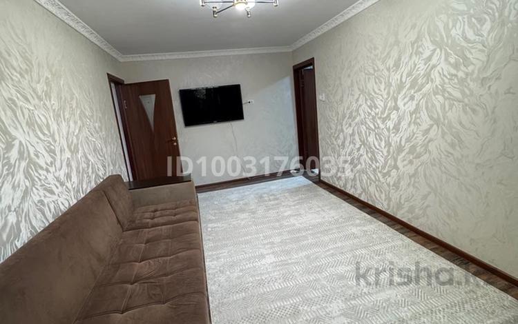 2-комнатная квартира · 50 м² · 4/5 этаж, 11-й микрорайон, Шокана Уалиханова за 200 000 ₸ в Шымкенте, Енбекшинский р-н — фото 2