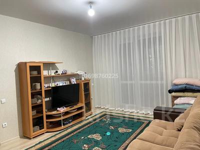 3-бөлмелі пәтер · 79 м² · 5/9 қабат ай сайын, Мкр.Береке 58, бағасы: 220 000 〒 в Костанае