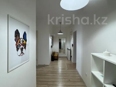 2-комнатная квартира · 62 м² · 9/10 этаж, Микрорайон Авангард-2 11Б за 250 000 ₸ в Атырау, мкр Авангард-2