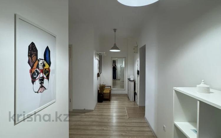 2-комнатная квартира · 62 м² · 9/10 этаж, Микрорайон Авангард-2 11Б за 250 000 ₸ в Атырау, мкр Авангард-2 — фото 2