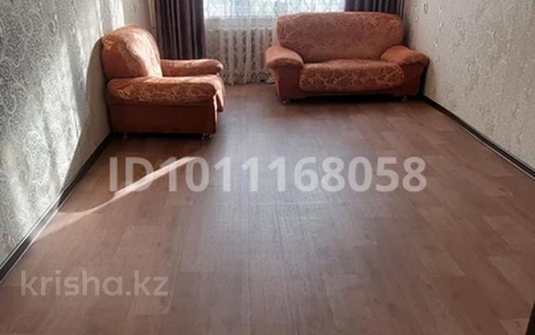 3-комнатная квартира · 74 м² · 5/5 этаж, 8 мкр 77 за 180 000 〒 в Темиртау — фото 2