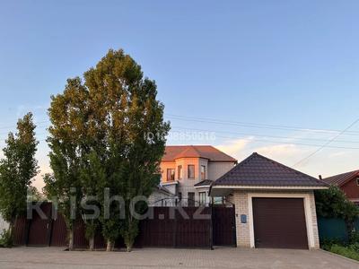 Жеке үй · 7 бөлме · 332 м² · 6.8 жүзд., Жилгородок ш/а., Мкр Жилгородок, ул Кутузова 43, бағасы: 70 млн ₸ в Актобе, мкр Жилгородок