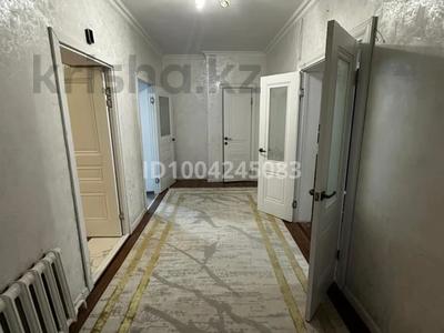 Жеке үй · 6 бөлме · 400 м² · 15 сот., Казанбаева 31, бағасы: ~ 76 млн 〒 в Жезказгане