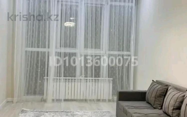3-комнатная квартира · 55 м² · 10/18 этаж, Кошкарбаева за 250 000 ₸ в Астане, Алматы р-н — фото 2