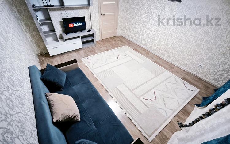 1-комнатная квартира · 50 м² · 1/5 этаж, 17-й мкр 101 — ХАЛЫК АРЕНА, МОРЕ АКВАПАРК ЛАГУНА ТРК АКТАУ ЦЕНТР ГОРОДА за 8 000 〒 в Актау — фото 2