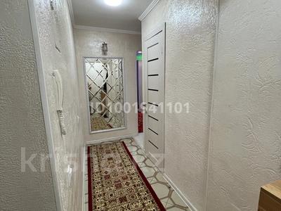 1-комнатная квартира · 33.2 м² · 3/5 этаж, Ғарышкерлер 38 — Дом в котором расположены отделения банков РБК и Евразия. за 11.5 млн ₸ в Жезказгане
