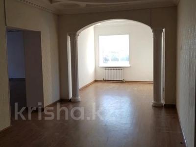 Жеке үй · 29 бөлме · 756 м² · 10 сот., Майдаконыр 54 — С бизнесом, бағасы: 160 млн 〒 в Астане, Алматы р-н