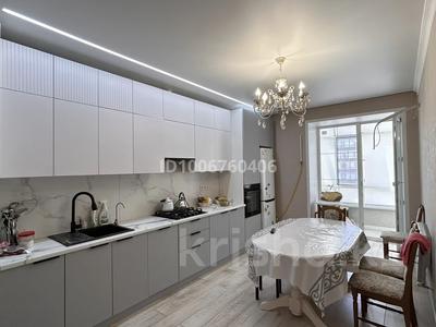 3-бөлмелі пәтер · 105 м² · 3/9 қабат, Самал 72/4, бағасы: 54 млн ₸ в Уральске