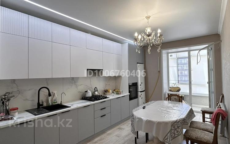 3-комнатная квартира · 105 м² · 3/9 этаж, Самал 72/4 за 54 млн ₸ в Уральске — фото 4