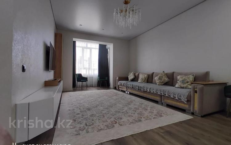 3-бөлмелі пәтер · 98.5 м² · 4/4 қабат, 45А квартал 4, бағасы: 54 млн ₸ в Костанае — фото 2