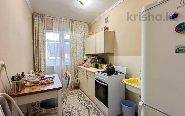 2-бөлмелі пәтер · 42 м² · 4/5 қабат, Мкр жастар, бағасы: 19 млн ₸ в Талдыкоргане, мкр Жастар — фото 2