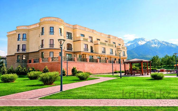 3-комнатная квартира · 135 м² · 2/3 этаж, мкр Мирас 157 за 153.5 млн ₸ в Алматы, Бостандыкский р-н — фото 2