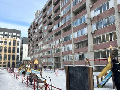 1-комнатная квартира · 40 м² · 4/9 этаж, мкр Нурсая, Кусан Нарембаев 116 — Кулинария Токаш за 12 млн 〒 в Атырау