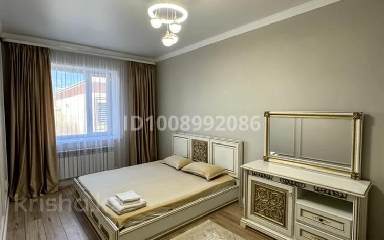 2-комнатная квартира · 40 м² · 2/5 этаж, Проспект Тауелсиздик 14 за 5 000 ₸ в  — фото 2