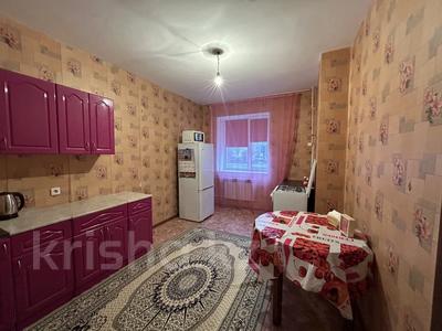 2-комнатная квартира · 62.5 м² · 1/5 этаж, Дружба народов 4/6 за 23 млн 〒 в Аксае