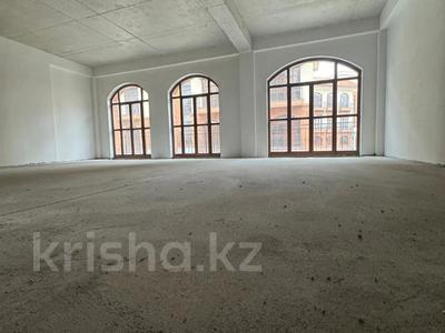 5-бөлмелі пәтер · 216 м², Тайманова 222/6, бағасы: 216 млн ₸ в Алматы, Медеуский р-н