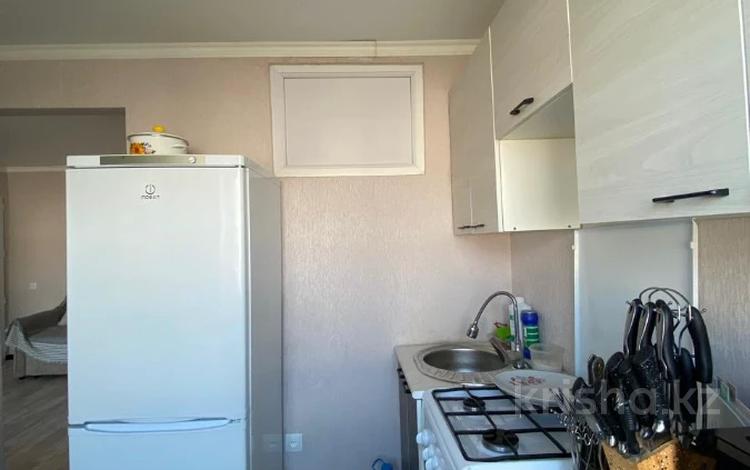 1-бөлмелі пәтер · 30 м² · 2/4 қабат, ул.Абая 151, бағасы: 10 млн ₸ в Кокшетау — фото 2