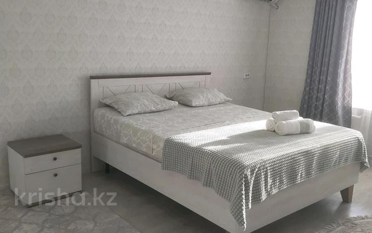 1-бөлмелі пәтер · 40 м² · 2/6 қабат, 1 ш/а, Есет батыра — Абая, Дом ветер, Кл Айгерим,Пед.Колледж,Мед Унив, ВЧ 6655, бағасы: 13 000 ₸ в Актобе, мкр 5 — фото 10