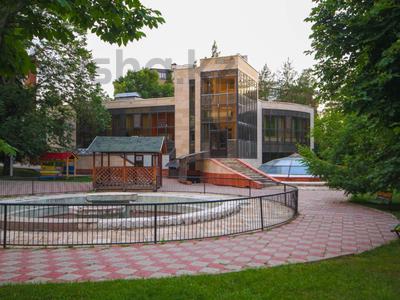 Свободное назначение, офисы, магазины и бутики, склады, азс, автосервисы и автомойки, общепит, салоны красоты, сельское хозяйство, бани, гостиницы и зоны отдыха, медцентры и аптеки, образование, развлечения · 637 м² за 600 млн 〒 в Алматы, Бостандыкский р-н