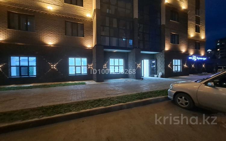 Еркін, дүкендер мен бутиктер · 98 м², бағасы: 39 млн ₸ в Кокшетау — фото 2